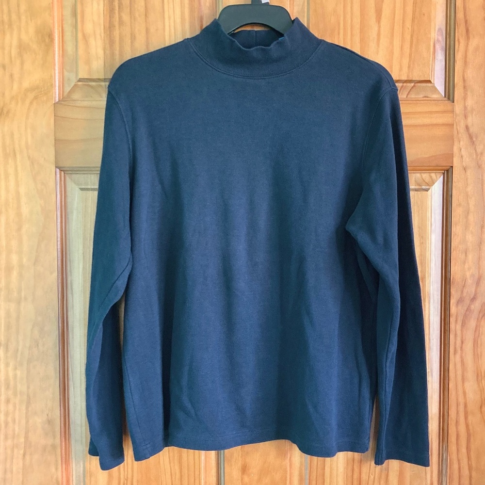 Women’s size medium Karen Scott sport navy blue mock turtleneck